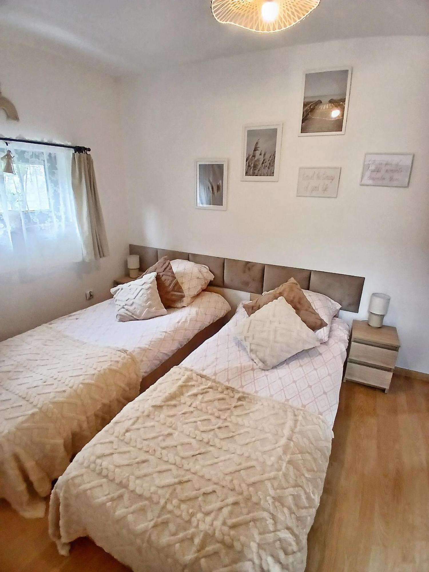 Eleonor Accommodation Liszki Ruang foto